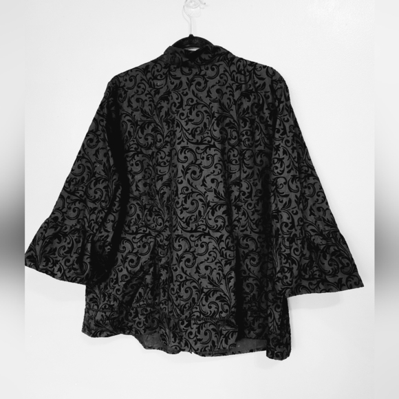 Ecologie Pintucked Button Front Tunic Top in Black Plus Size 3X - Picture 2 of 13